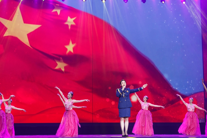 9.歌曲《好儿好女好江山》.jpg